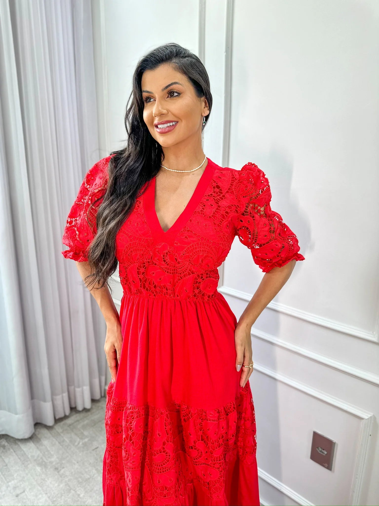 Vestido Madalena de Linho com Renda Vermelho