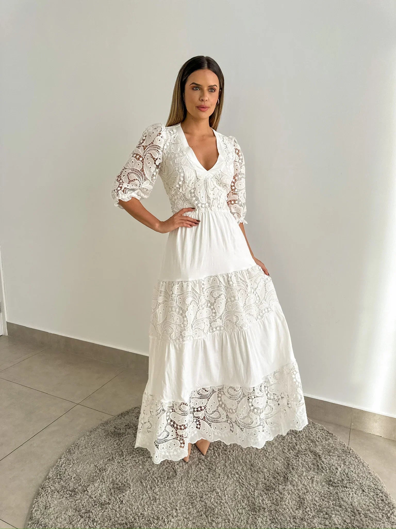 Vestido Madalena de Linho com Renda Branca