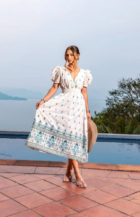 Vestido Agatha Bordado Branco com azul