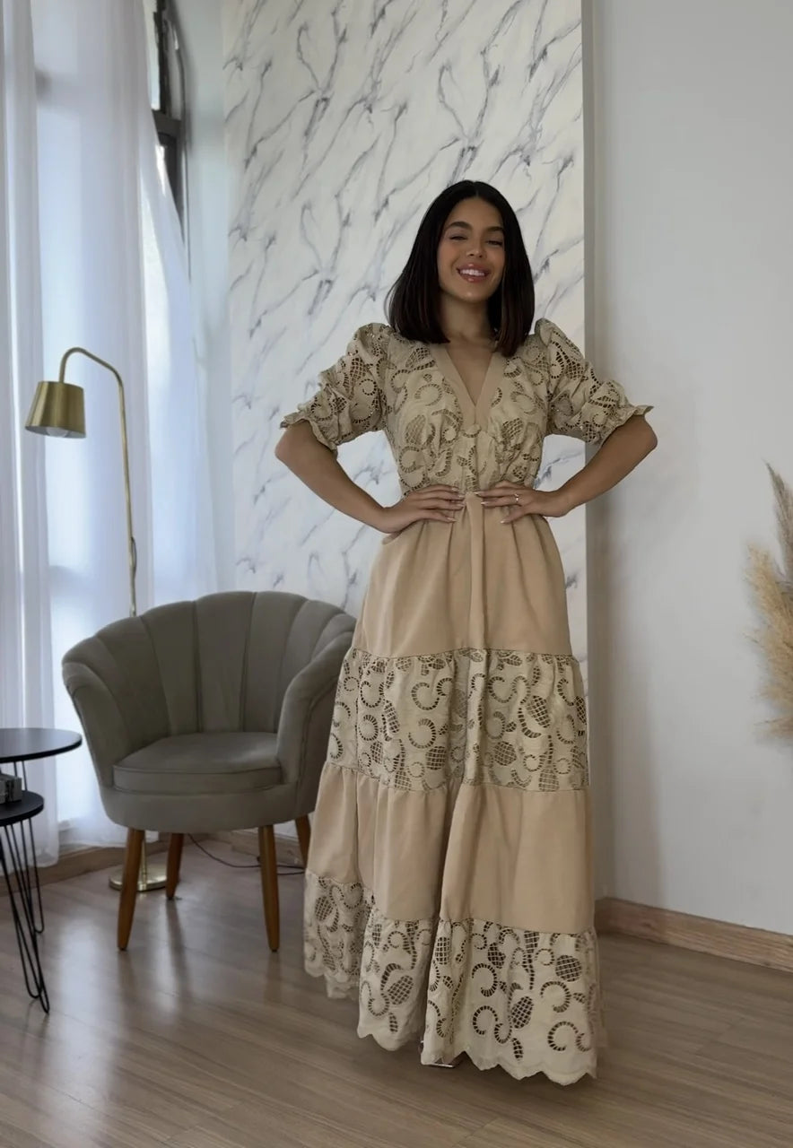 Vestido Madalena de Linho com Renda Cappuccino