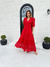 Vestido Madalena de Linho com Renda Vermelho