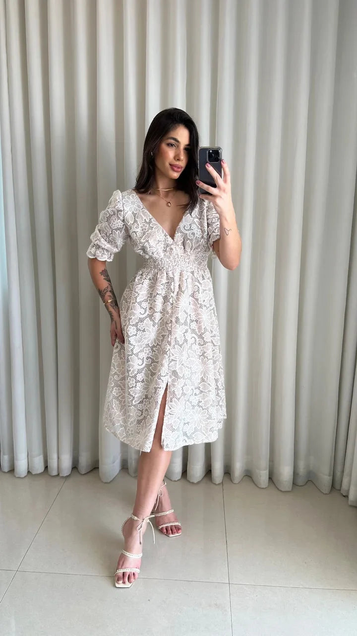 Vestido Vitória Manga 3/4 Renda Branca com nude