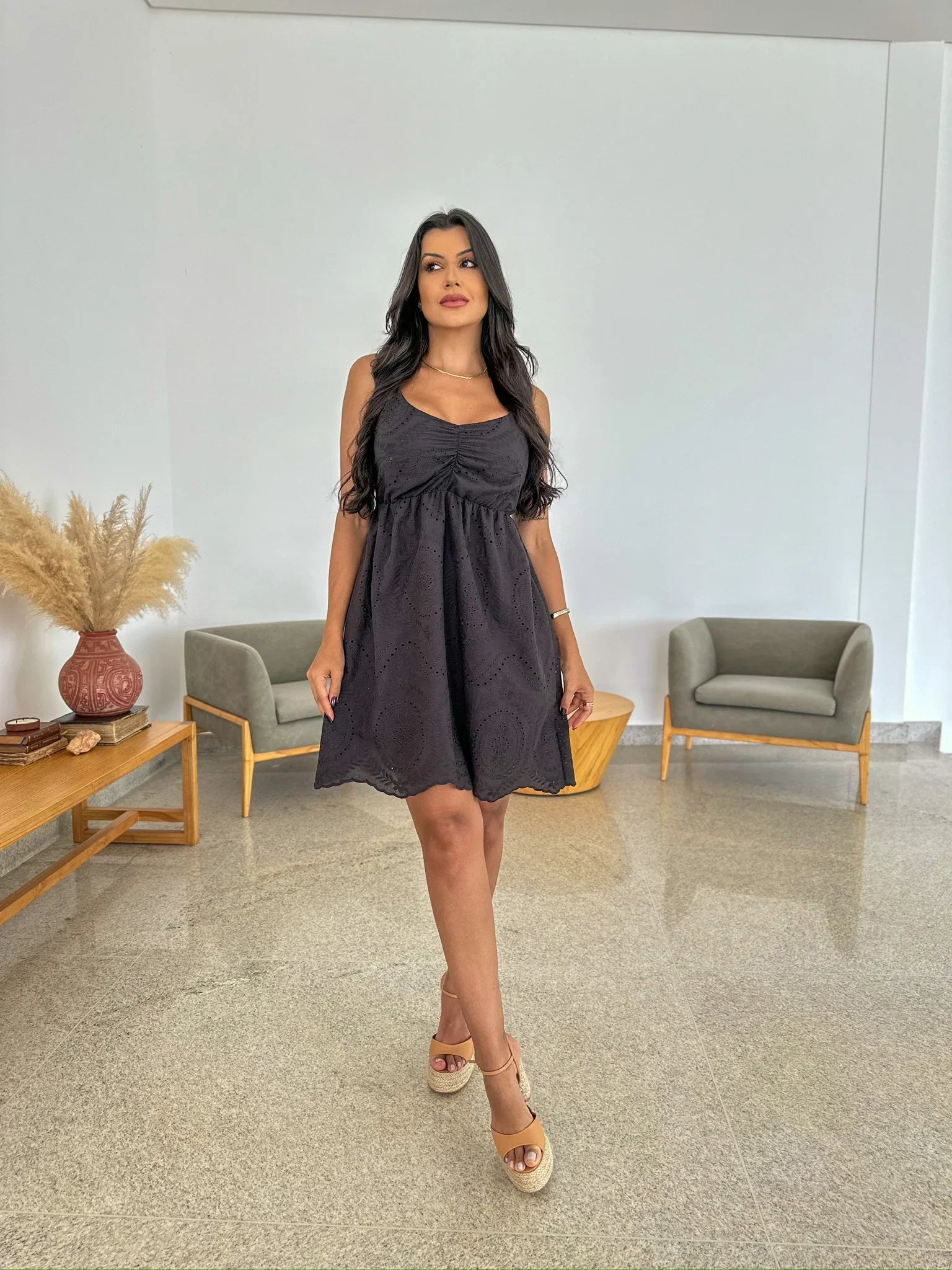 Vestido Camila Curto de Laise Preto